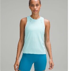 Lululemon Train to Be Tank Top, Cyan Blue, size 0